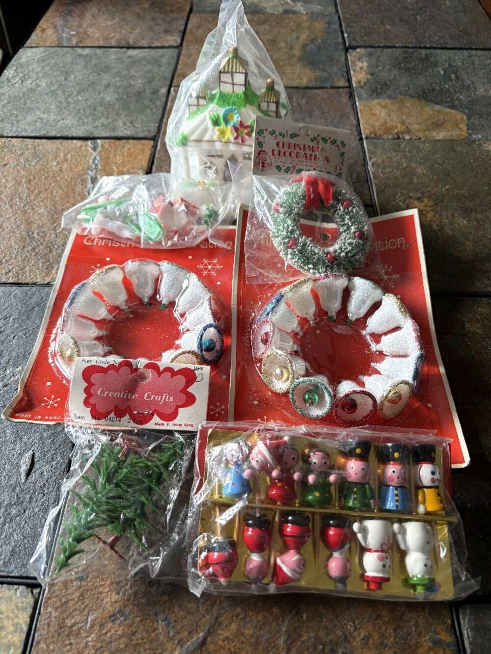 Vintage Christmas decor craft lot NOS SSCO Taiwan Hong Kong miniatures picks